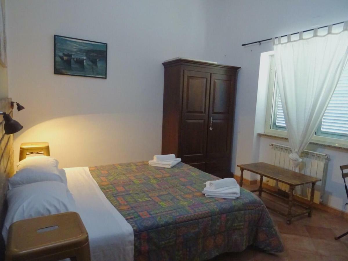 Clock'S House Hotel Fiumicino Eksteriør billede